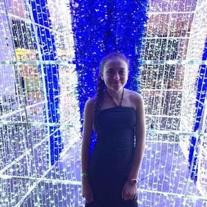 Meet your Posher, Coralie